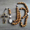 KOMI Natural Wood Rosary Cross Wood Bead Necklace Alloy Pendant Religious Accessories Wholesale