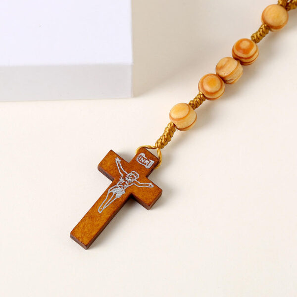 KOMI Hot Selling Crucifix Pendant Jesus Natural Wood Grain Catholic Rosary Necklace