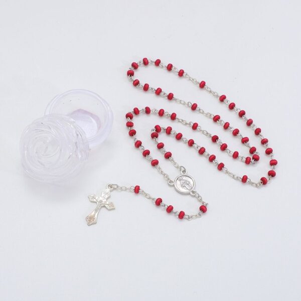 2024 wholesales rose plastic box packaging red fragrance wooden beads holy silver cross pendant maria center rosary necklace