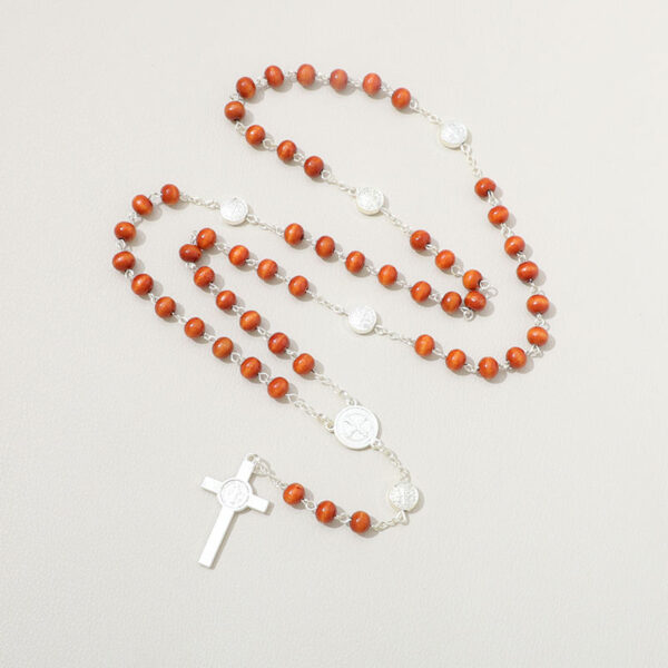 2024 Wholesale Handmade Wooden Saint Benedict Catholic Religious Rosary Jesus Alloy Cross Prayer Necklace Gifts