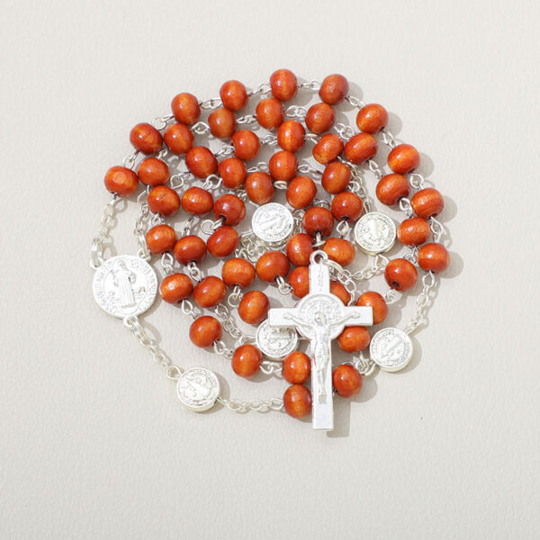 2024 Wholesale Handmade Wooden Saint Benedict Catholic Religious Rosary Jesus Alloy Cross Prayer Necklace Gifts