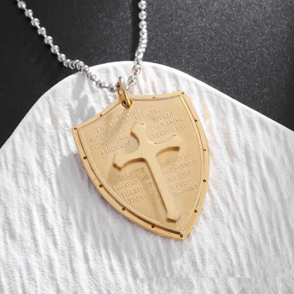 komi europe and the united states cross shield titanium steel necklace plated 18k gold necklace