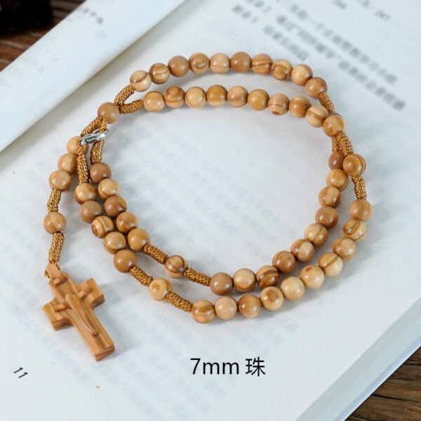 KOMI 2024 New Olive Wood Rose Handmade Rope Rosary Necklace