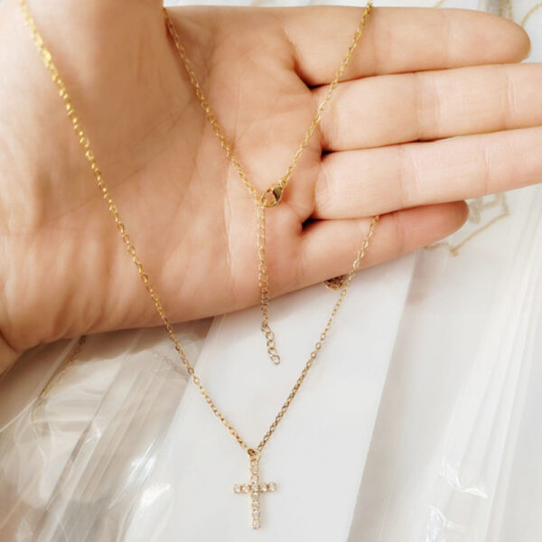 KOMI 18K Gold Plated Tiny Cross Necklace for Women Stainless Steel Chain Dainty Cubic Zirconia Cross Pendant Necklace for Girls