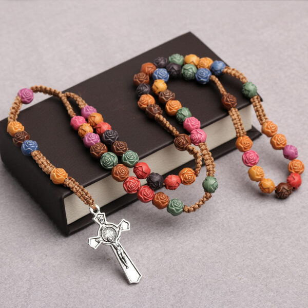 0cac09ab511948cb01ecc068429adcd1_Ha888fc6cec3949ee9df0f4e7d814d027g_avif=close&webp=close 2024 Religious Resin Colored Rose Shaped Beads Rosaries Necklace Cross Crucifix Pendant Line Necklaces