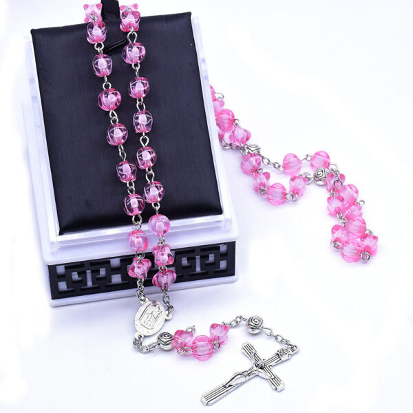 1137a145df26c4c24a5885ca7a4224b6_H4a12647956ee4dd291b2ed658723eacak_avif=close&webp=close Komi Wholesale Religious Pink Crystal Rose Beads Praying Our Lady Medal Jesus Cross Pendant Jewelry Rosary Beads Necklace
