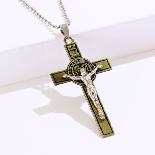 Hot Selling Zinc Alloy Crucifix Jesus Pendant Christian Week Prayer Jewelry Gifts Necklace for Man and Woman