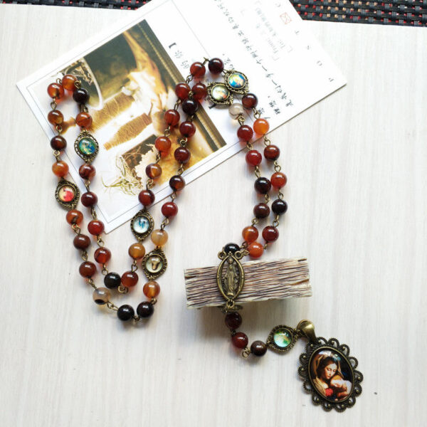 2cd5bf5f143deedd1ced28eb533dc83e_H3079a1b672a04f04a9ac426e511ed296v_avif=close&webp=close Komi Religious Glass Agate Stone Beads Rosary Seven Bitter Rosary Men and Women Religious Pendant Necklace