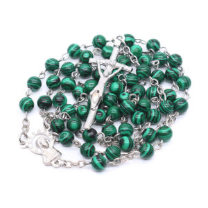 2024 Komi Religious Green Malachite Natural Stone Catholic Cross Pendant Statue Christ Jewelry Rosary Necklace