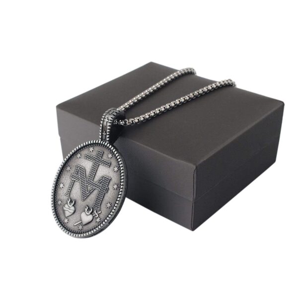 32da0c3f9bbe5aca423aa69f883970ee_Hd4fbcf75e5424d669526393a837f4627H_avif=close&webp=close "KOMI Vintage Metal St Christopher Virgin Mary Oval Medal Pendant Necklaces for Men Women Box Chain Religious Jewelry Gift "