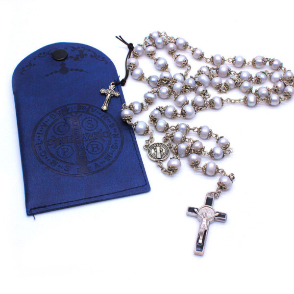 2023 Komi Wholesales Religious Catholicism Glass Pearl Beads Wedding Gift Prayer Rosary Necklace With Leather Bag