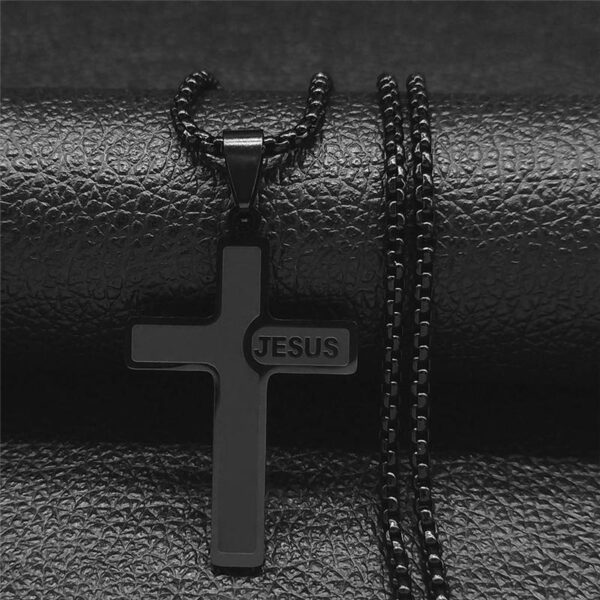 Komi 2023 New Stainless Steel Cross Men's Pendant Necklace Gold Men's Chain Necklace Jewelry Wholesale