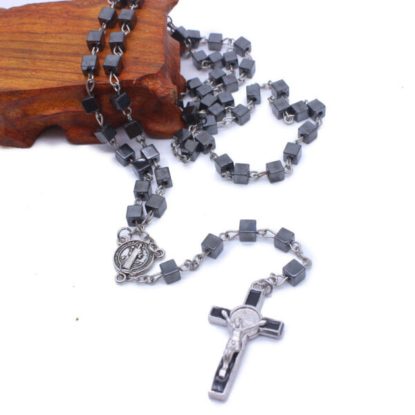 Komi Square Black Gallstone Cross Pendant Necklace Catholic Religious Jewelry Rosary Necklace
