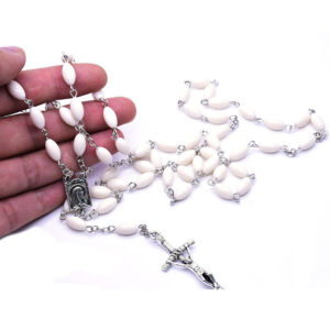 2024 Komi Wholesales Religious White Acrylic Beads Cross Pendant Virgin Mary Beads Catholic Rosary Necklace