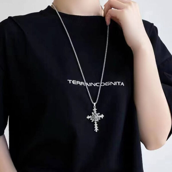 579711b89f82cf2aa2ffa371a9ce32c1_H6399180921124bfea1c9de10220f5c8fm_avif=close&webp=close KOMI Vintage Rose Cross Pendant Necklaces Stainless Steel Long Chain Necklace Hip Hop Fashion Sweater Chain Necklaces for Men