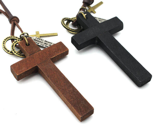 New Hot-selling Retro Style Personalized Leather Rope Necklace Natural Wood Cross hang Tag Sweater Chain