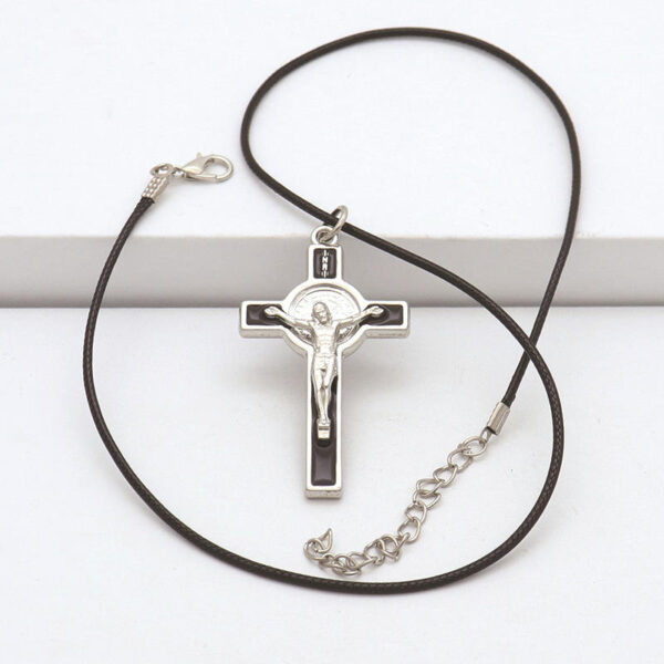 Hot Selling Classic Cross Necklace Dripping Oil Cross Crucifix Religious Pendant Men and Women Couple Colorful Necklace