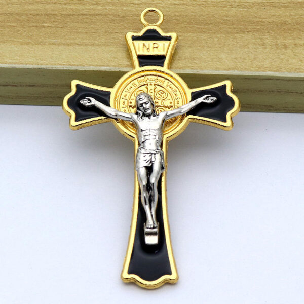 70bf888a8a8653c05ed1b67ee7e156ed_H423f1aa9bff44a6da5ef07854e809303g_avif=close&webp=close Hot Selling Catholic Jesus Cross Pendant Keychain Necklace Vintage Alloy Crucifix Pendant Accessories Religious Jewelry