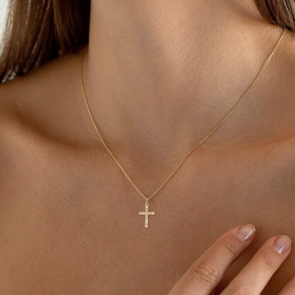KOMI 18K Gold Plated Tiny Cross Necklace for Women Stainless Steel Chain Dainty Cubic Zirconia Cross Pendant Necklace for Girls