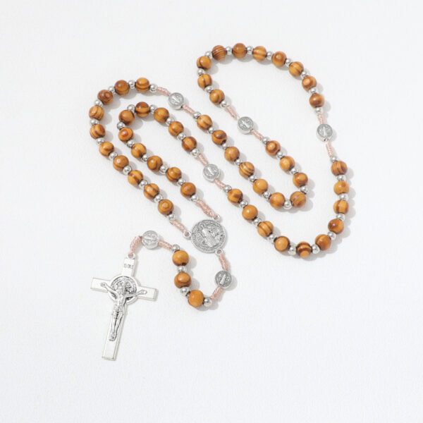 2024 Wooden Rosary Necklace Wooden Beads Saint Benedict Alloy Medal Rosary Necklace Jesus Cross Pendant Religious Prayer Jewelry