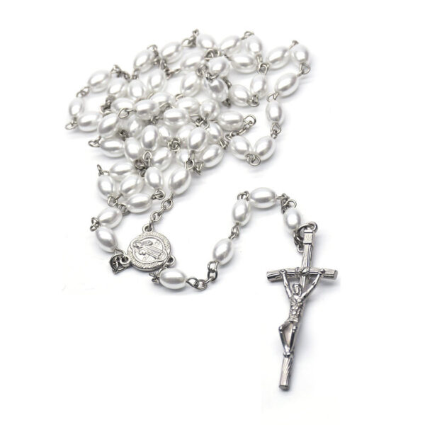 2024 Hot Holy Religious Pearl Beads Rosary Cross Pendant Family Wedding Prayer Necklace