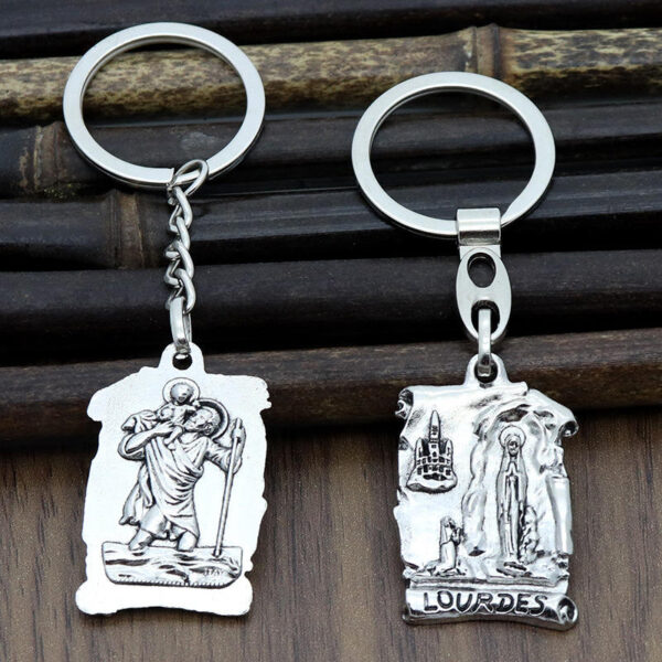 Factory Spot Wholesale Metal Jewelry Pendant Necklace Religious Jewelry Christian Pendant Saint Keychain Pendant