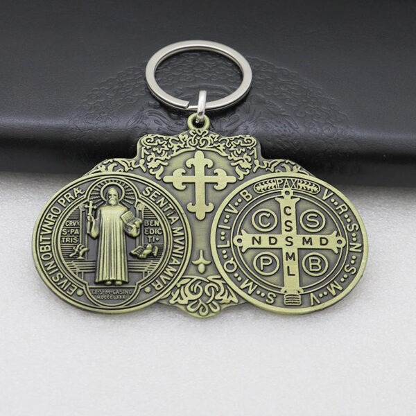 H289254d4d8094f0db02215c305404df1Z KOMI 8.8cm*6.1cm St. Benedict Pendant Keychain Wholesale Religious Jewelry