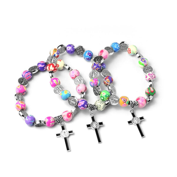 KOMI Wholesale 8mm Polymer Clay Rosary Beads Bracelet Hand String Elastic Bracelet with Cross Charm St.Benedict Beaded Bangles