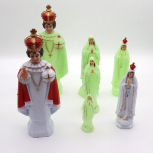KOMI Home Decorations Reisin Virgin Mary Statues Garden Office Decoration Table Desk Car Ornaments Figurines Craft Gift