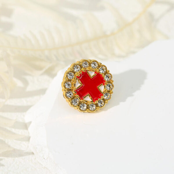 H429a3760d441463190dd9d5e80d2b28dZ KOMI Gold Cross Brooch for Men Tie Pins Enamel Lapel Pins Brooches for Bags Hats Clothing Suit Accessories Religious Gifts