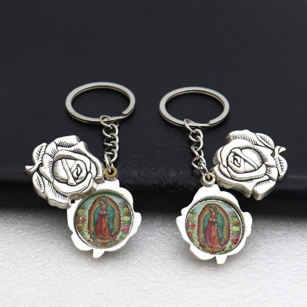 Factory Supply Wholesale and Retail Metal Key Chain Pendant Rose Opening and Closing Picture Frame Creative Jewelry Pendant