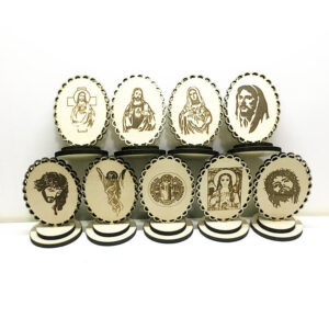 KOMI Solid Wood Hollow Carved Reiligious Prayer ICONS Car Home Decoration Table Ornaments Souvenir Crafts Gifts