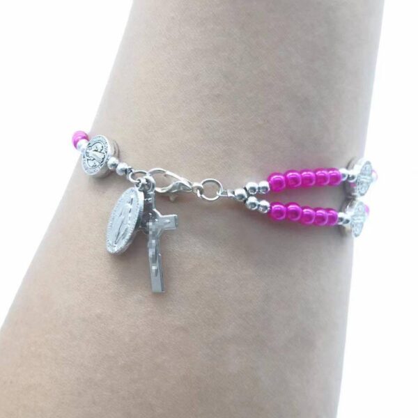 H7248aee0b2d84241b245d2fc3445a023b KOMI New Design Pink Double Rosary Bracelet Imitation Pearl Madonna Cross Miniature Bracelet