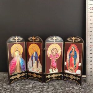 Four Door Religious Jesus Virgin Mary Small Screen Wood Table Standing Ornaments Handmade Catholic Wooden Crafts Gifts