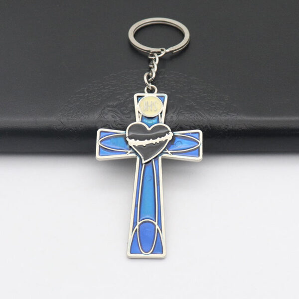 KOMI Hot Sale Enamel Cross Car Key Chain Pendant Hypoallergenic Heart Corss Keyrings HandCraft Keychains for Car Bag Accessories
