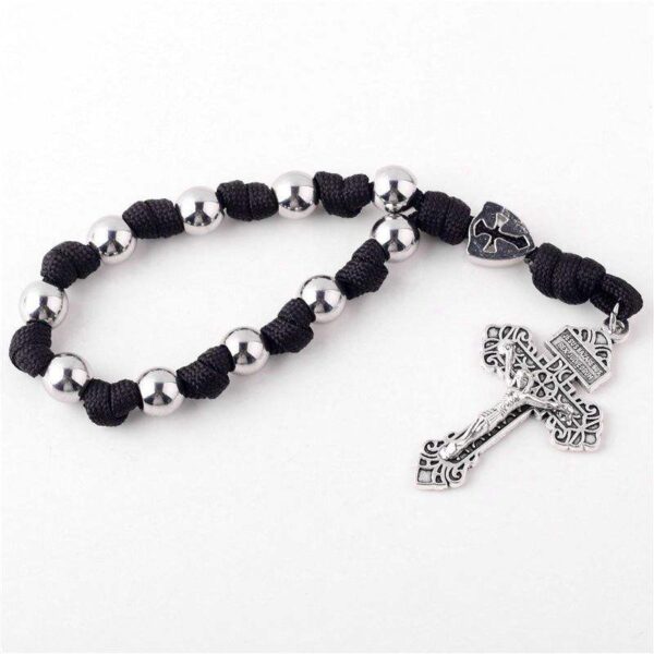KOMI Hot Selling Handmade Cross Beads Pendant Rosary Retro Style Religious Accessory Necklace