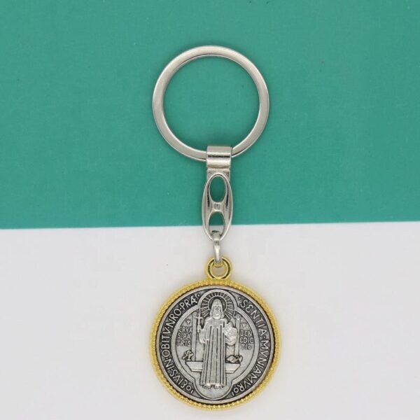 KOMI Hot Sale Saint Benedict Medal Keychain with Colored Enamel St.Benedict Pendant Keyrings Religious Gifts