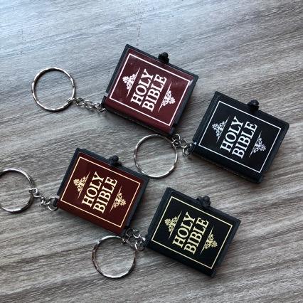 KOMI New Mini Miniature Scripture Keychain Pendant English Holy Bible Gift Religious Keychain