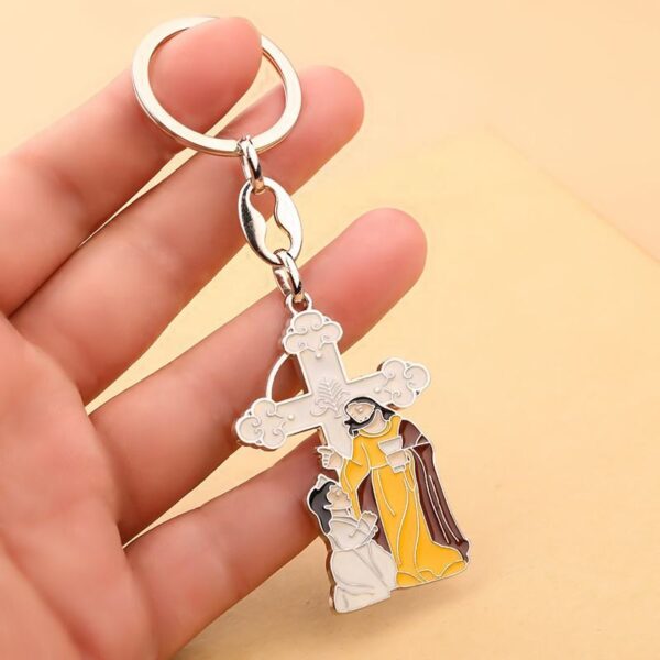 KOMI Hot Sale Religious Jesus Cross Pendant Keyring Souvenirs Bags Cars Keychain Pendant Metal Key Rings Craft Gifts