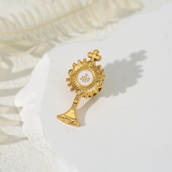 H990b2602019143c196a0311c02967339L KOMI Gold Cross Brooch for Men Tie Pins Enamel Lapel Pins Brooches for Bags Hats Clothing Suit Accessories Religious Gifts