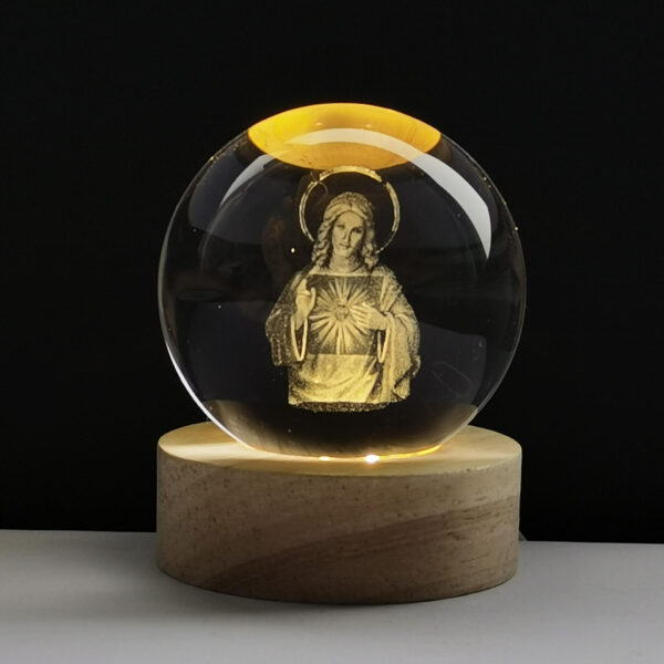 Hac481bf3dfe3410297e1868c3bd8cdaeA Komi Jesus Angel Mary Crystal Creative Tabletop Items Are Selling Across the Border for Christmas Gifts