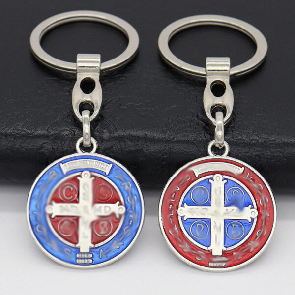 Factory Wholesale Cross Border Source Metal Crafts Key Chain Accessories Car Pendant Bag Hanging Accessories