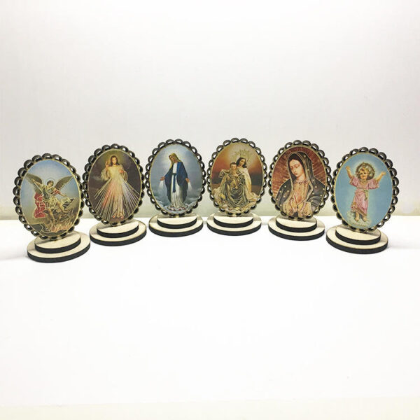 Hbfa439635db744c8978a049b98652f4e5 KOMI European Solid Wood Hollowed Out Color ICONS Car Home Travel Decoration