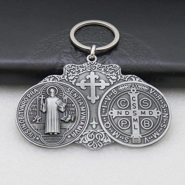 Hdacc595fa91c44e0adec211f0989cf75n KOMI 8.8cm*6.1cm St. Benedict Pendant Keychain Wholesale Religious Jewelry