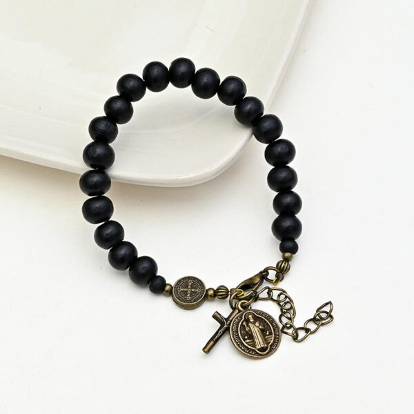He839f59de1f44475b28d6c7de9402bb2x komi black wooden beads rosary chain Jesus Cross Virgin Mary Religious Bracelet Prayer Gift