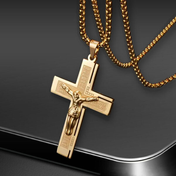KOMI Stainless Steel Jesus Cross Necklace Men's Necklace 18K Fashion Titanium Steel Cross Pendant Necklaces for Religious Prayer