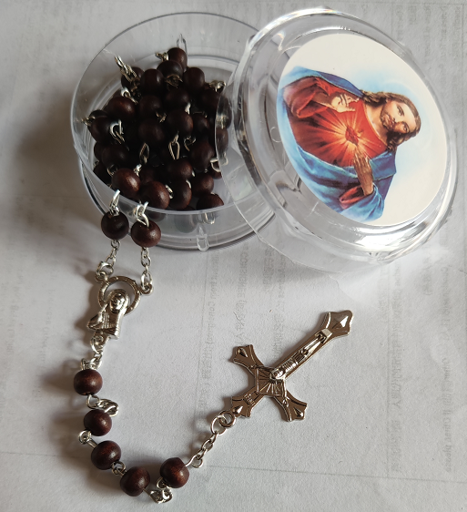 6mm Various Colors (white,blue,pink,black,brown..) of Wooden Beads Virgin Mary Prayer Fragrance Rosary Necklace(Box Pattern Mix)