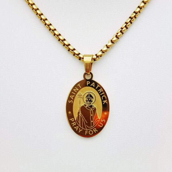 bdb6d144e349854ef2a5e7d345abd13d_He79db0b3a95149598e65c97db7cc87fbw_avif=close&webp=close Komi Saint Christopher Men's Stainless Steel Necklace Religious Virgin Mary Pendant Necklace