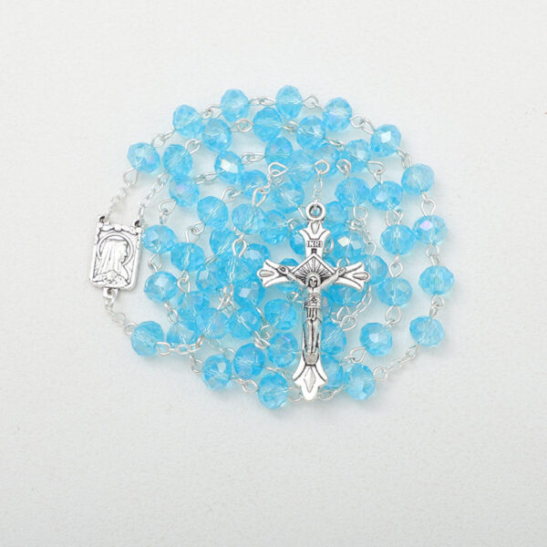 be924725bd675d46b8aad7b2dbf93512_H606ebcbd243c46b084c7cd39a9bb6c7dx_avif=close&webp=close Hot Sell Rosary 8*6mm Glass Cut Face Crystal Jesus Cross Christ Maria Stock Rosary Necklace