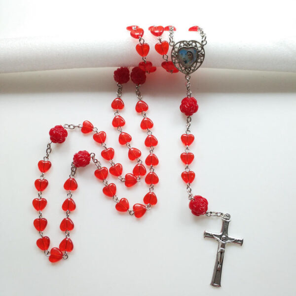 Komi Hot Sell Red Heart Cross Necklace 59 Rosary Beads Long Alloy Maria Pendant Necklaces